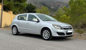 OPEL – ASTRA 1.9 CDTI COSMO 120 CV lleno