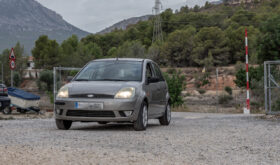 FORD Fiesta 1.4 Ghia 5p.