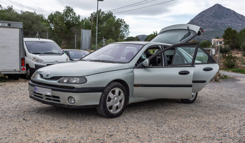 Renault Laguna RXE 1.9 dTi lleno