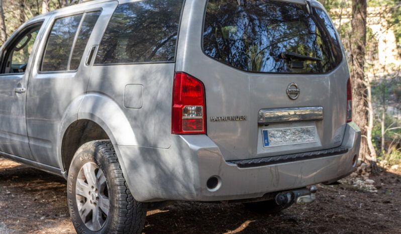 NISSAN Pathfinder 2.5 dCi 174CV XE 7 Plazas lleno