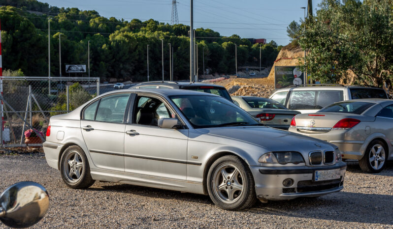 BMW – SERIE 3 325I E46 lleno