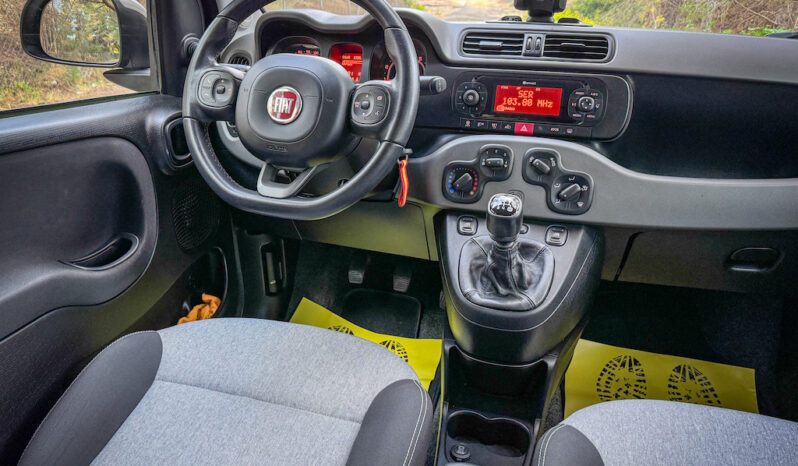 FIAT Panda 1.2 Lounge 51kW 69CV EU6 lleno