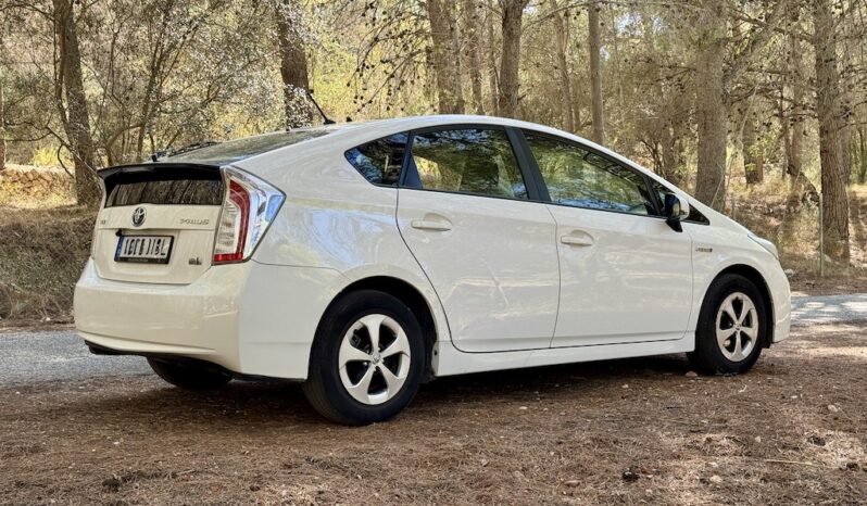 TOYOTA – PRIUS EXECUTIVE lleno