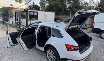 SKODA – SUPERB COMBI 2.0 TSI 200KW DSG 4X4 SCOUT lleno