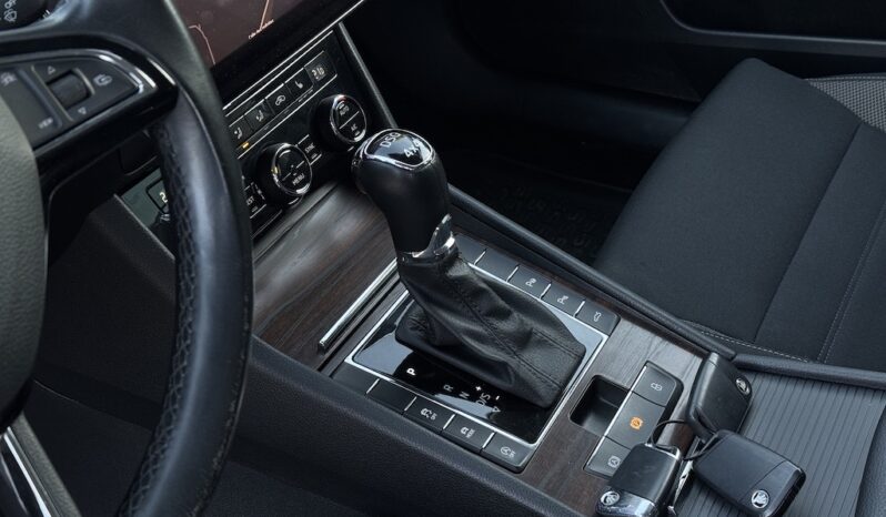 SKODA – SUPERB COMBI 2.0 TSI 200KW DSG 4X4 SCOUT lleno