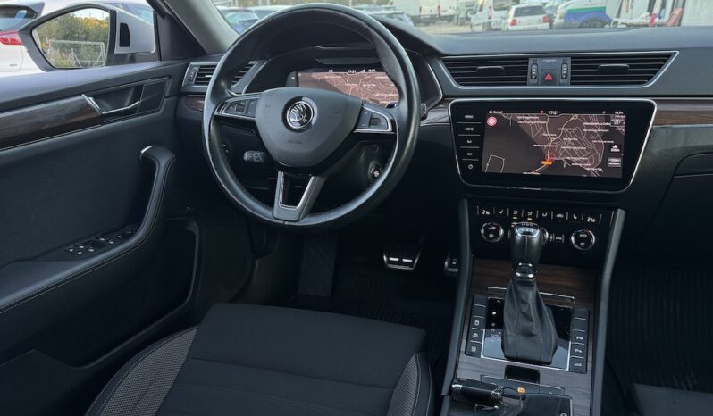 SKODA – SUPERB COMBI 2.0 TSI 200KW DSG 4X4 SCOUT lleno