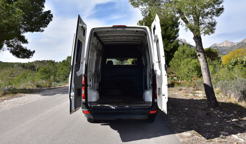 VOLKSWAGEN – CRAFTER 35 FURGON PRO 2.0 TDI 163CV lleno
