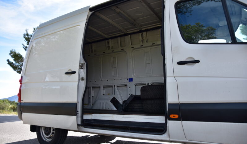 VOLKSWAGEN – CRAFTER 35 FURGON PRO 2.0 TDI 163CV lleno