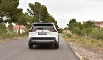 TOYOTA Rav4 2.5l 220H Business lleno