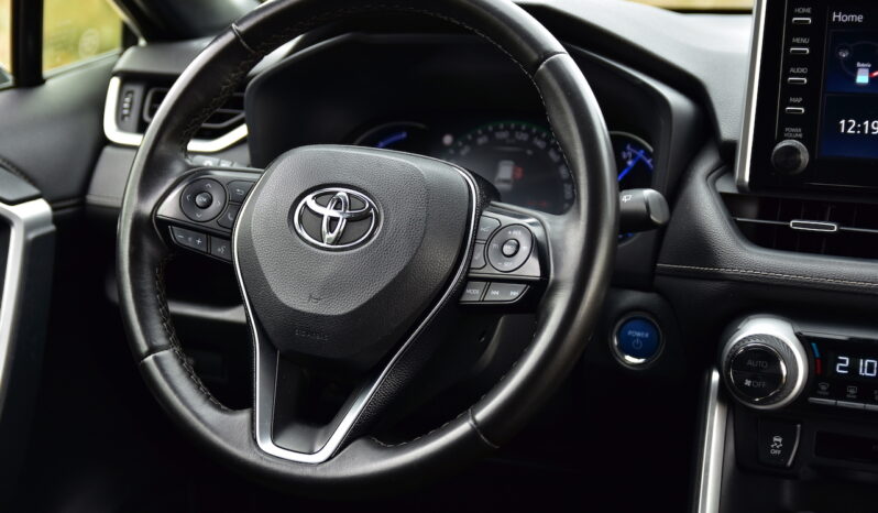 TOYOTA Rav4 2.5l 220H Business lleno
