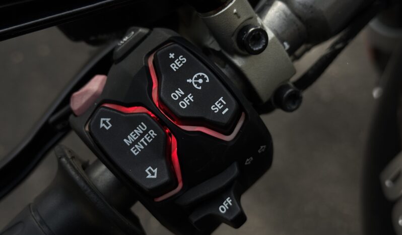 DUCATI – DIAVEL S lleno