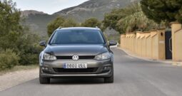 VOLKSWAGEN – GOLF VARIANT BUSINESS NAVI 1.6 TDI BMT