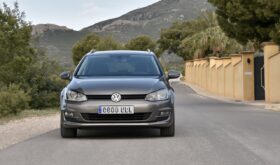 VOLKSWAGEN – GOLF VARIANT BUSINESS NAVI 1.6 TDI BMT