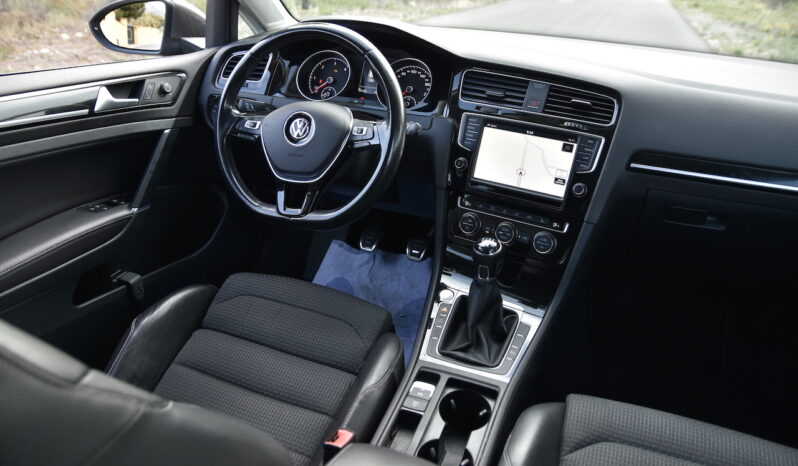 VOLKSWAGEN – GOLF VARIANT BUSINESS NAVI 1.6 TDI BMT lleno