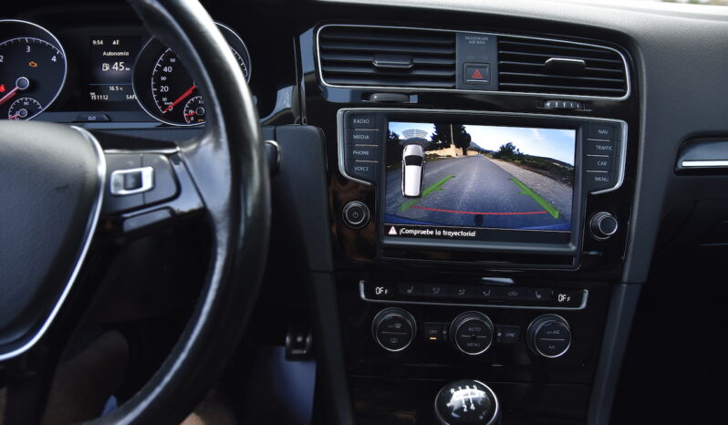 VOLKSWAGEN – GOLF VARIANT BUSINESS NAVI 1.6 TDI BMT lleno