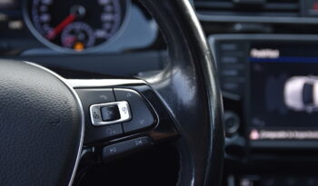 VOLKSWAGEN – GOLF VARIANT BUSINESS NAVI 1.6 TDI BMT lleno