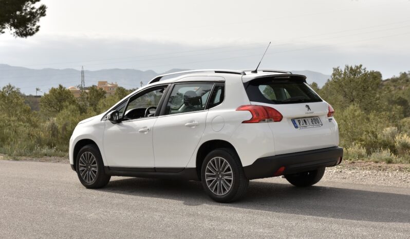 PEUGEOT 2008 Active 1.2 VTi 82 ETG5 lleno