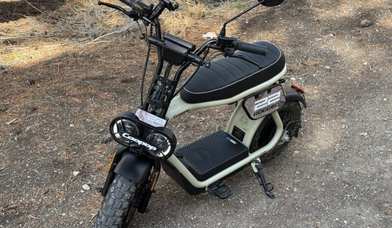 Ciclomotor Eléctrico CooPop Rugged 50 lleno