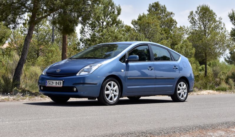 TOYOTA Prius 1.5 VVTi HSD Hibrido lleno
