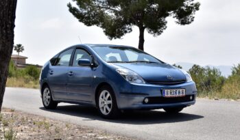TOYOTA Prius 1.5 VVTi HSD Hibrido lleno