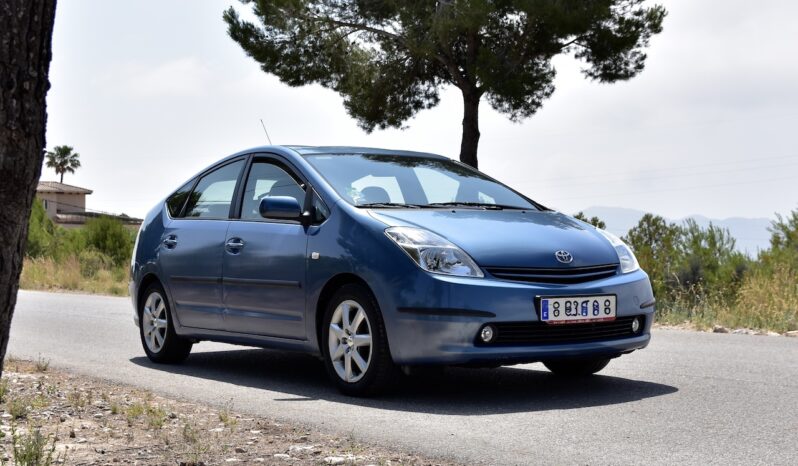 TOYOTA Prius 1.5 VVTi HSD Hibrido lleno
