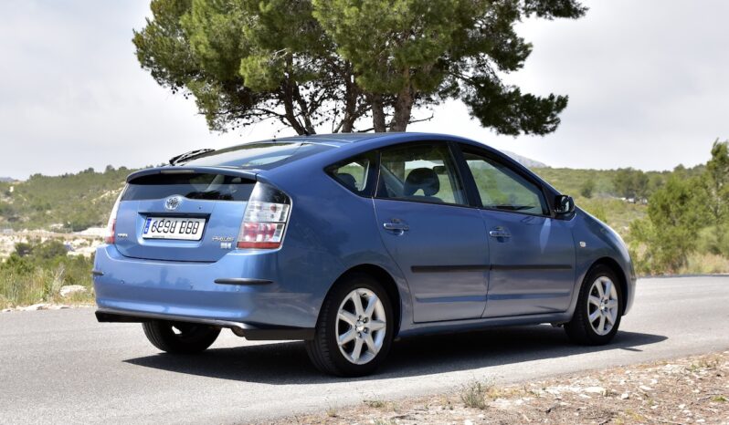 TOYOTA Prius 1.5 VVTi HSD Hibrido lleno