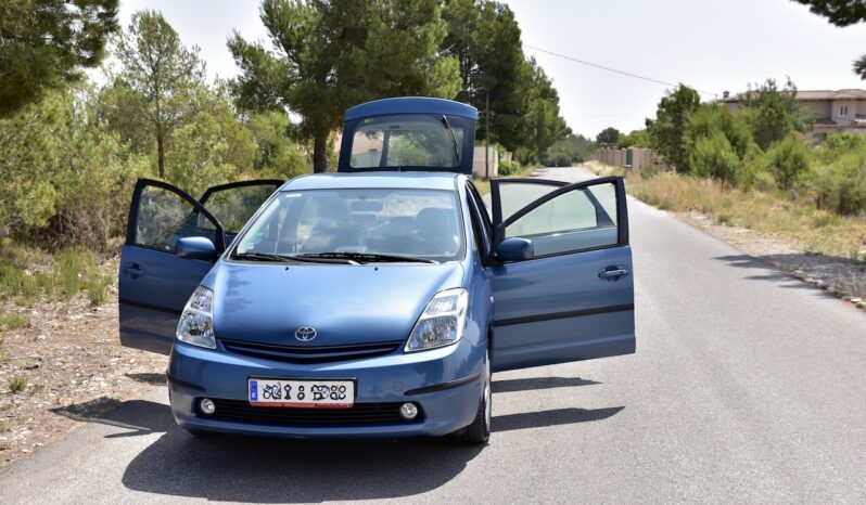 TOYOTA Prius 1.5 VVTi HSD Hibrido lleno