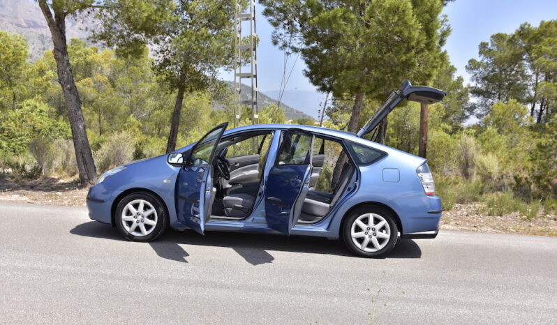 TOYOTA Prius 1.5 VVTi HSD Hibrido lleno