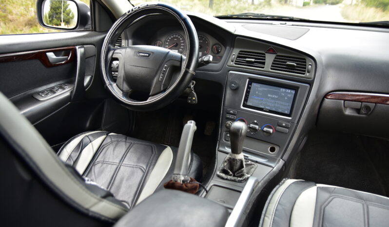 VOLVO – V70 XC 2.4T CROSS COUNTRY lleno