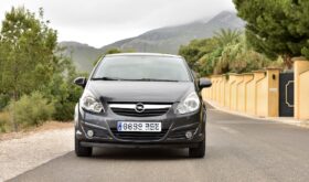 OPEL Corsa 1.4 Color Edition