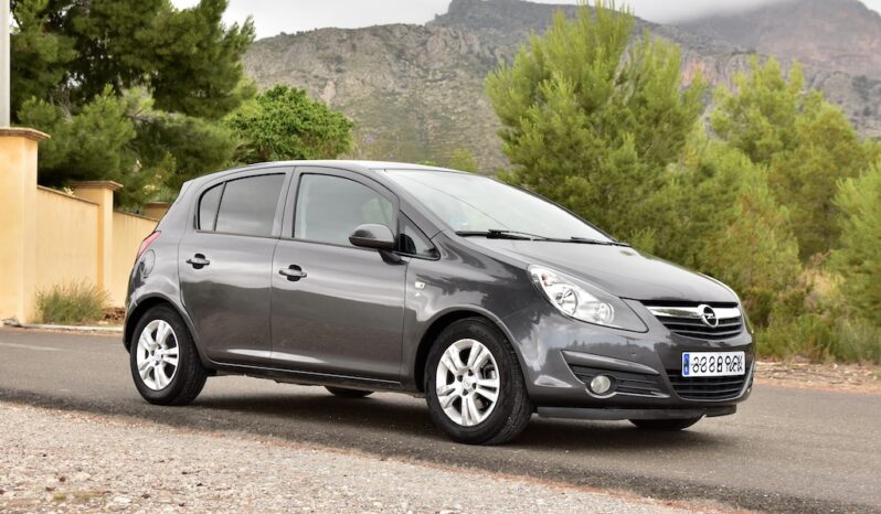 OPEL Corsa 1.4 Color Edition lleno
