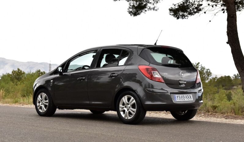 OPEL Corsa 1.4 Color Edition lleno