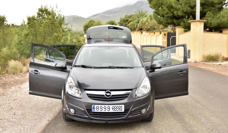 OPEL Corsa 1.4 Color Edition lleno