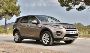 LAND-ROVER Discovery Sport 2.0L eD4 150CV 4×2 HSE Luxury lleno
