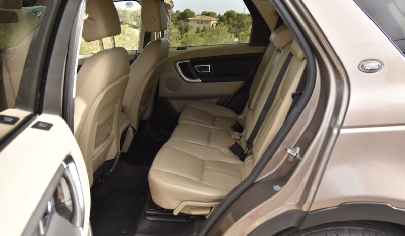 LAND-ROVER Discovery Sport 2.0L eD4 150CV 4×2 HSE Luxury lleno