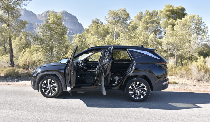 HYUNDAI TUCSON 1.6 CRDI 100KW 136CV 48V lleno