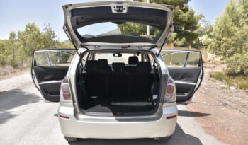 TOYOTA COROLLA VERSO 2.2 D4D 136CV SOL lleno