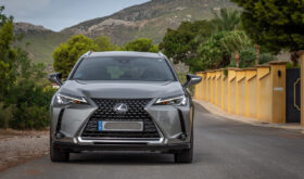 LEXUS UX 2.0 250H BUSINESS NAVIGATION