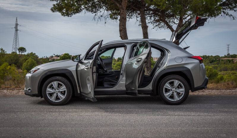 LEXUS UX 2.0 250H BUSINESS NAVIGATION lleno