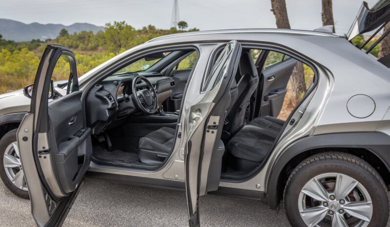LEXUS UX 2.0 250H BUSINESS NAVIGATION lleno