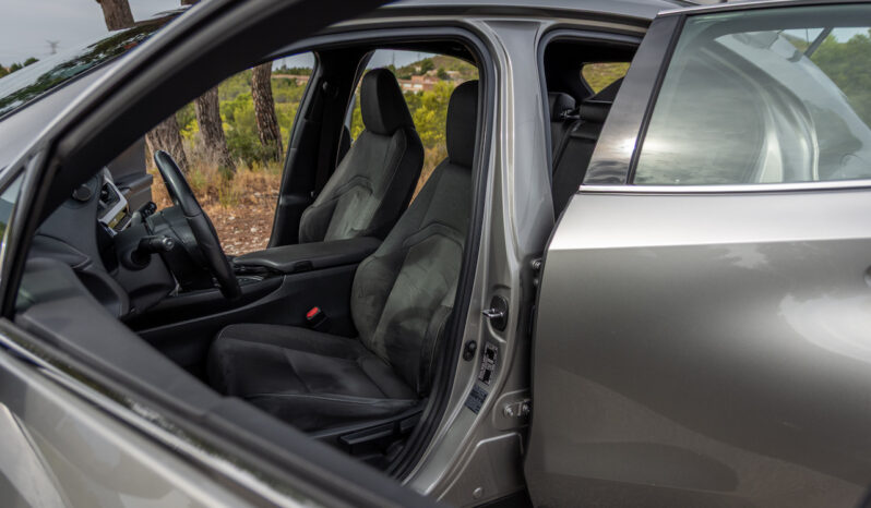 LEXUS UX 2.0 250H BUSINESS NAVIGATION lleno