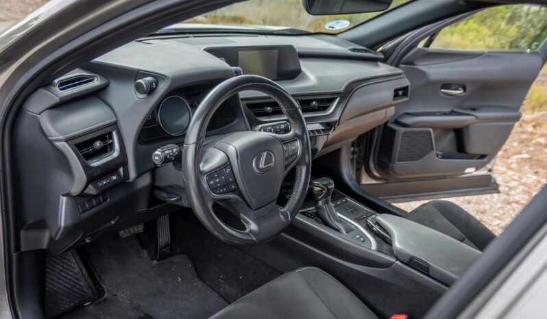 LEXUS UX 2.0 250H BUSINESS NAVIGATION lleno