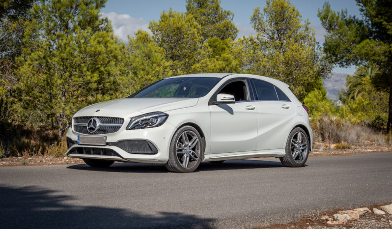 MERCEDES-BENZ Clase A A 200 d AMG Line lleno