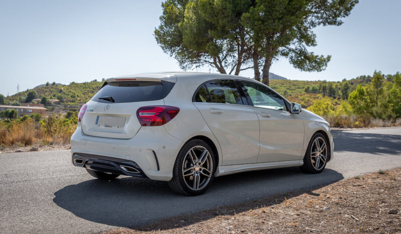 MERCEDES-BENZ Clase A A 200 d AMG Line lleno